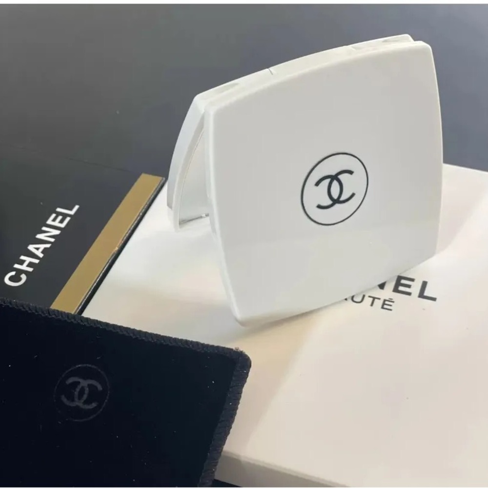 Chanel Mirror Duo Compact Double Facette Makeup White
